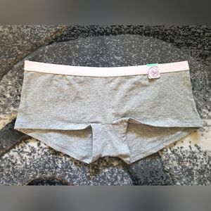 SO gray and pink boyshorts